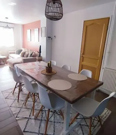 Maison Avec Jardin Proche Plages Et De L'aquarium *