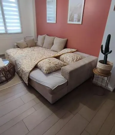 Maison Avec Jardin Proche Plages Et De L'aquarium Lejlighed *