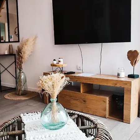Maison Avec Jardin Proche Plages Et De L'aquarium *